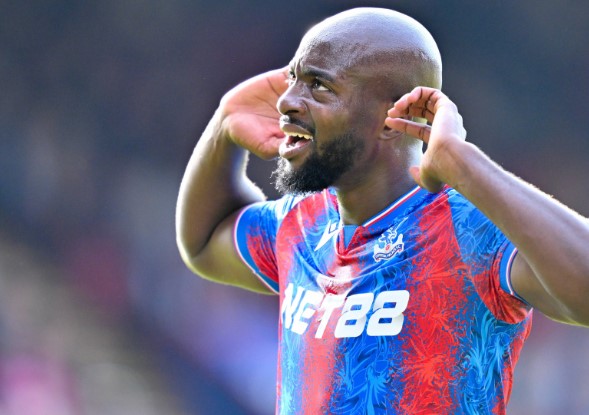 man-united-tau-sieu-tien-dao-khung-hon-erling-haaland-dang-lam-mua-lam-gio-o-epl