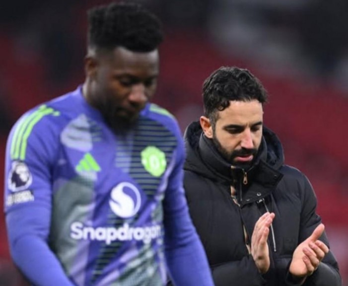 hlv-amorim-toi-de-onana-ngoi-ngoai-vi-chien-thuat-neu-vi-the-ma-cau-ay-doi-thi-qua-thieu-chuyen-nghiep