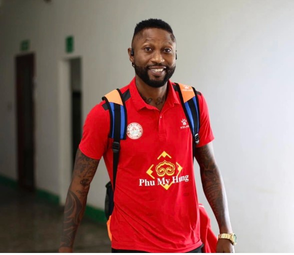 hoang-vu-samson-toi-chap-nhan-doi-het-tat-ca-de-duoc-khoac-ao-dt-viet-nam