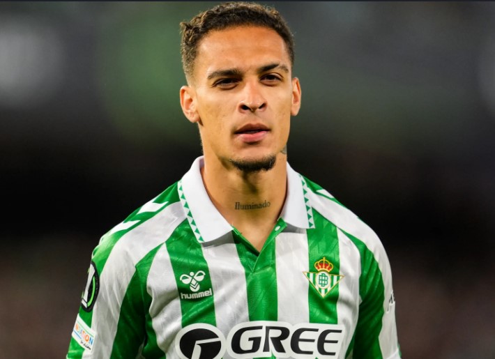 man-utd-chot-gia-ban-antony-chap-nhan-lo-nang-de-atletico-vao-cuoc