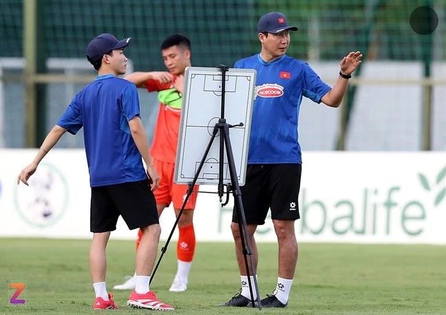 hlv-kim-sang-sik-tiec-cho-cong-phuong-vang-cau-ay-la-1-ton-that-lon