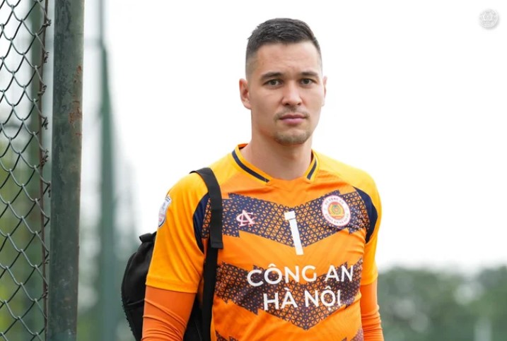 chuyen-gia-nen-de-xuan-son-nguyen-filip-xuat-ngoai-cho-do-phi-tai-nang