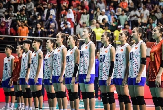 soc-tuyen-u21-bong-chuyen-nu-vn-bi-ky-luat-nang-tuoc-ve-dau-vong-1-8-giai-tg