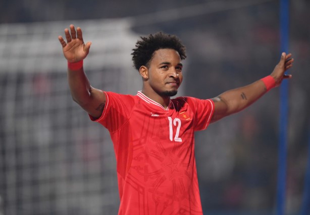 truyen-thong-indonesia-to-ro-su-vui-mung-khi-thay-xuan-son-phai-nghi-het-nam