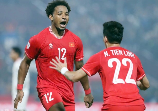 chinh-thuc-nguyen-xuan-son-duoc-trieu-tap-len-dtvn-trong-thang-11