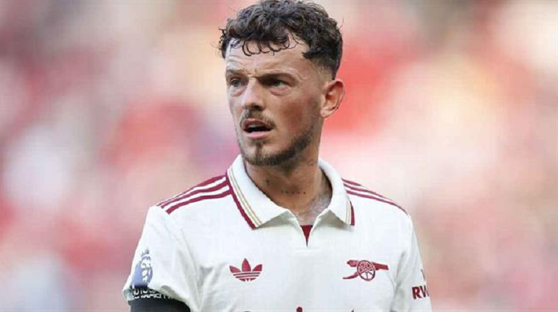 everton-nham-ben-white-voi-muc-phi-de-chiu